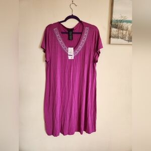 Design History plus size shift Tshirt dress embroidered neckline berry color XX…